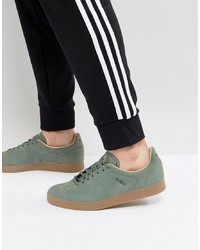 dunkelgrüne Wildleder niedrige Sneakers von adidas Originals