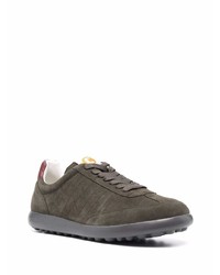 dunkelgrüne Wildleder niedrige Sneakers von Camper