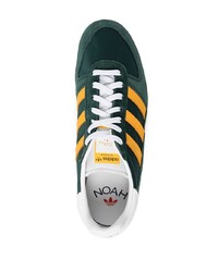 dunkelgrüne Wildleder Sportschuhe von adidas