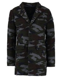 dunkelgrüner Camouflage Mantel von Dstrezzed