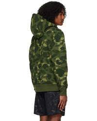 dunkelgrüner Camouflage Pullover mit einem Kapuze von BAPE