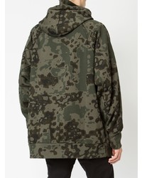 dunkelgrüner Camouflage Pullover mit einem Kapuze von Julius