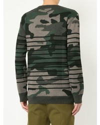 dunkelgrüner Camouflage Pullover mit einem Rundhalsausschnitt von Loveless
