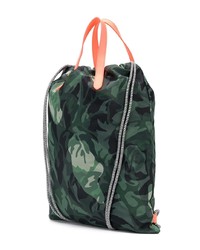 dunkelgrüner Camouflage Rucksack von Alexander McQueen
