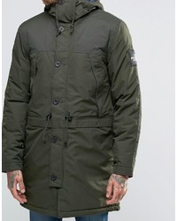 dunkelgrüner Parka von The North Face