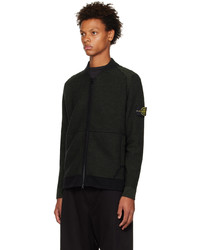 dunkelgrüner Pullover mit einem Reißverschluß von Stone Island