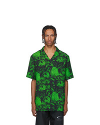 dunkelgrünes bedrucktes Kurzarmhemd von Axel Arigato