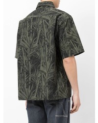 dunkelgrünes bedrucktes Kurzarmhemd von Yoshiokubo