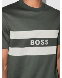 dunkelgrünes bedrucktes T-Shirt mit einem Rundhalsausschnitt von BOSS