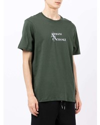 dunkelgrünes bedrucktes T-Shirt mit einem Rundhalsausschnitt von Armani Exchange