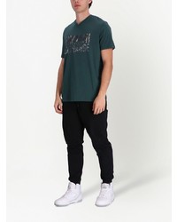 dunkelgrünes bedrucktes T-Shirt mit einem Rundhalsausschnitt von Armani Exchange