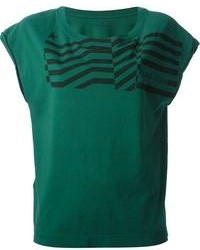 dunkelgrünes bedrucktes T-Shirt mit einem Rundhalsausschnitt