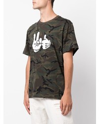 dunkelgrünes Camouflage T-Shirt mit einem Rundhalsausschnitt von Mostly Heard Rarely Seen 8-Bit