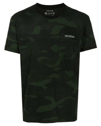 dunkelgrünes Camouflage T-Shirt mit einem Rundhalsausschnitt von OSKLEN