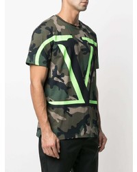 dunkelgrünes Camouflage T-Shirt mit einem Rundhalsausschnitt von Valentino