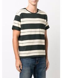 dunkelgrünes horizontal gestreiftes T-Shirt mit einem Rundhalsausschnitt von Levi's