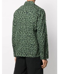 dunkelgrünes Langarmhemd mit Leopardenmuster von Vyner Articles