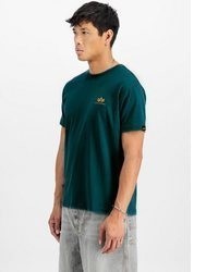 dunkelgrünes T-Shirt mit einem Rundhalsausschnitt von Alpha Industries