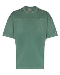 dunkelgrünes T-Shirt mit einem Rundhalsausschnitt von Champion