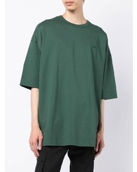 dunkelgrünes T-Shirt mit einem Rundhalsausschnitt von Juun.J
