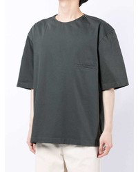 dunkelgrünes T-Shirt mit einem Rundhalsausschnitt von Lemaire
