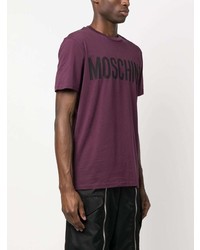 dunkellila bedrucktes T-Shirt mit einem Rundhalsausschnitt von Moschino