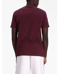 dunkellila bedrucktes T-Shirt mit einem Rundhalsausschnitt von Armani Exchange