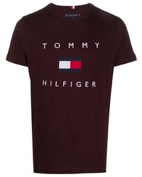 dunkellila bedrucktes T-Shirt mit einem Rundhalsausschnitt von Tommy Hilfiger