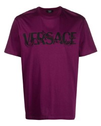 dunkellila bedrucktes T-Shirt mit einem Rundhalsausschnitt von Versace