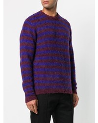dunkellila horizontal gestreifter flauschiger Pullover mit einem Rundhalsausschnitt von Nuur