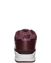 dunkellila niedrige Sneakers von New Balance