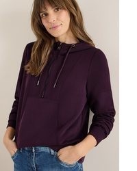dunkellila Pullover mit einer Kapuze von Cecil