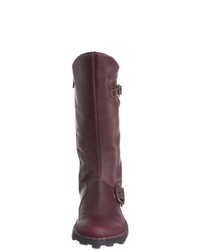 dunkellila Stiefel von Fly London