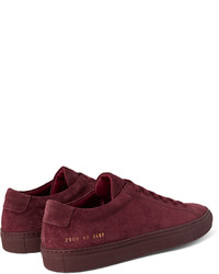 dunkellila Wildleder niedrige Sneakers von Common Projects