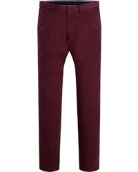 dunkelrote Chinohose von Tommy Hilfiger