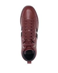 dunkelrote hohe Sneakers aus Leder von Bally