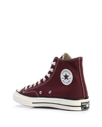 dunkelrote hohe Sneakers aus Segeltuch von Converse