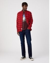 dunkelrote Jeans von Wrangler