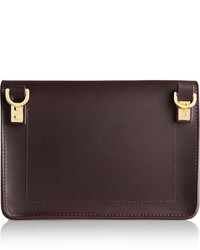 dunkelrote Leder Clutch von Sophie Hulme