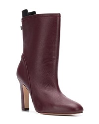 dunkelrote Leder mittelalte Stiefel von Stuart Weitzman