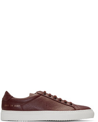 dunkelrote Leder niedrige Sneakers von Common Projects
