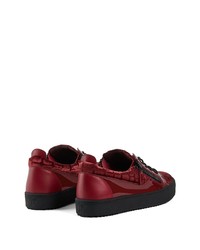 dunkelrote Leder niedrige Sneakers von Giuseppe Zanotti