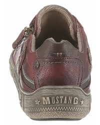 dunkelrote Leder niedrige Sneakers von Mustang Shoes