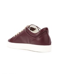 dunkelrote Leder niedrige Sneakers von Yatay