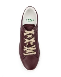 dunkelrote Leder niedrige Sneakers von Yatay