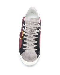 dunkelrote Leder niedrige Sneakers von Philippe Model Paris