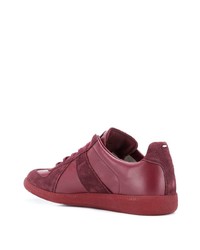 dunkelrote Leder niedrige Sneakers von Maison Margiela