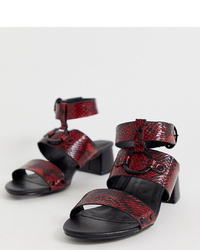 dunkelrote Leder Sandaletten mit Schlangenmuster von Simply Be Wide Fit