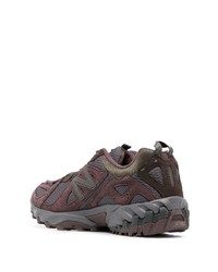 dunkelrote niedrige Sneakers von New Balance