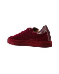 dunkelrote niedrige Sneakers von Sergio Amaranti